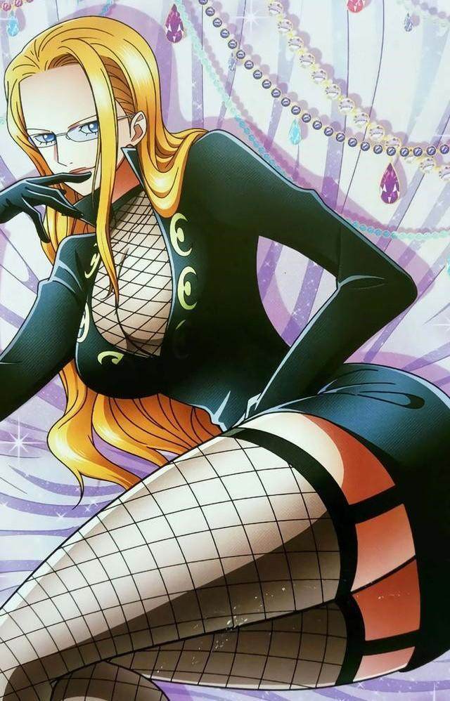 海贼王被毁掉衣服的女性以女帝为首个个都是顶级的美女