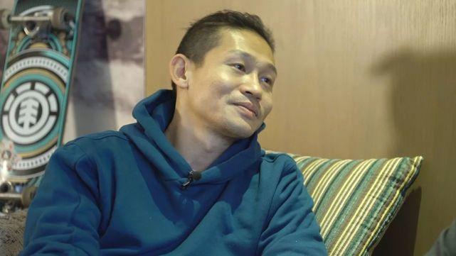 他出道20年演的多是配角和反派,凭什么成为最值得期待的演员?