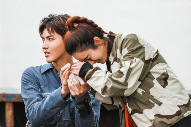 赵丽颖吴亦凡公开恋情? 网友俩人隐藏的够深大