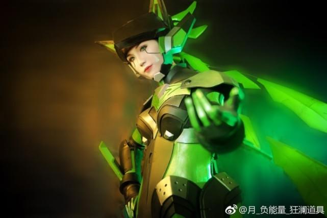 王者荣耀孙尚香cosplay绿出一道光