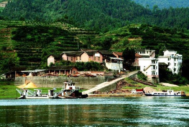 湖南最应该发展的城市, 是长沙的后花园, 为何