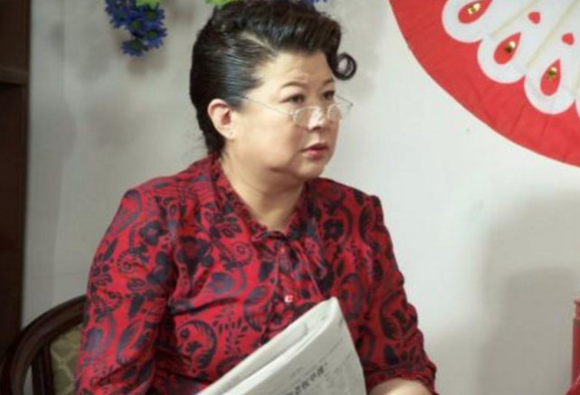 (李静)拍完《刘老根》后,李静又接拍了《满秋》 ,《新时代警察》等几