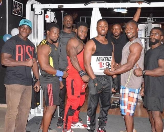 出身贫寒他们都是最值得尊重的肌肉男