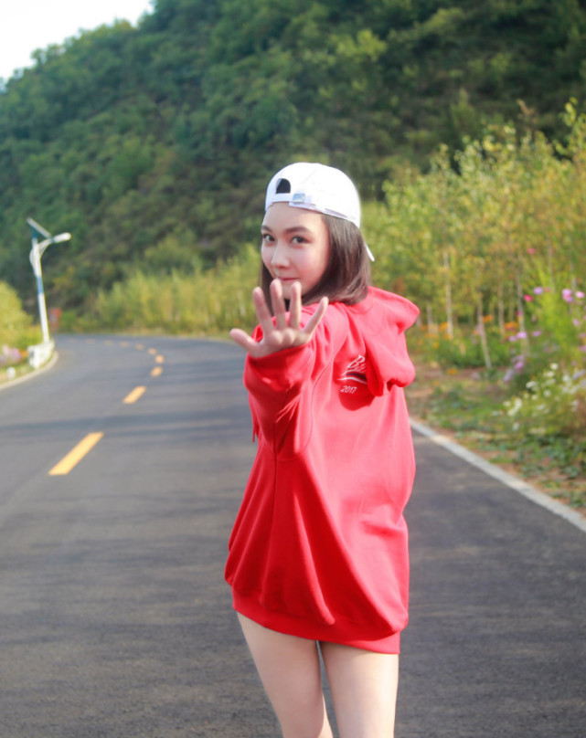 她是马天宇绯闻女友,被曝把郑凯当备胎,32岁越活越少女!