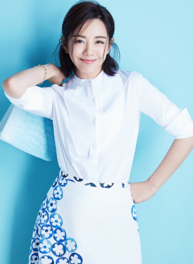 她曾留下遗书酒后开车,35岁才凭借《甄嬛传》大火,美貌无比!