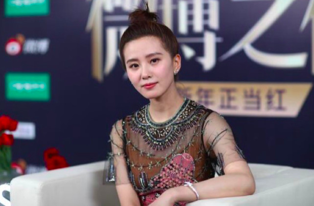 刘诗诗与吴奇隆恭喜颖儿产女,却惨遭网友催生