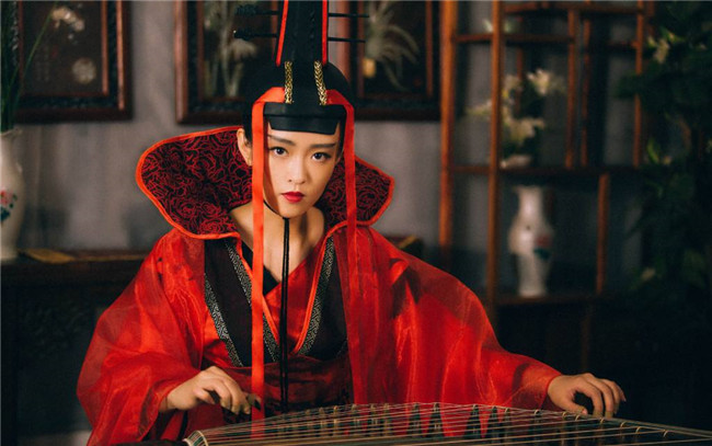 刘泳希演过的电视剧男友是谁真的会弹古筝吗