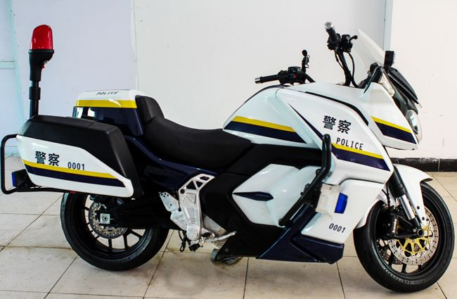 浅析警察叔叔的摩托车,(揭京a5号牌神秘面纱)