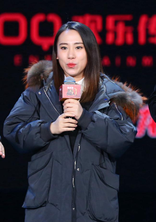 赵本山爱徒丫蛋离婚后心情大好 脸蛋圆润不受影响