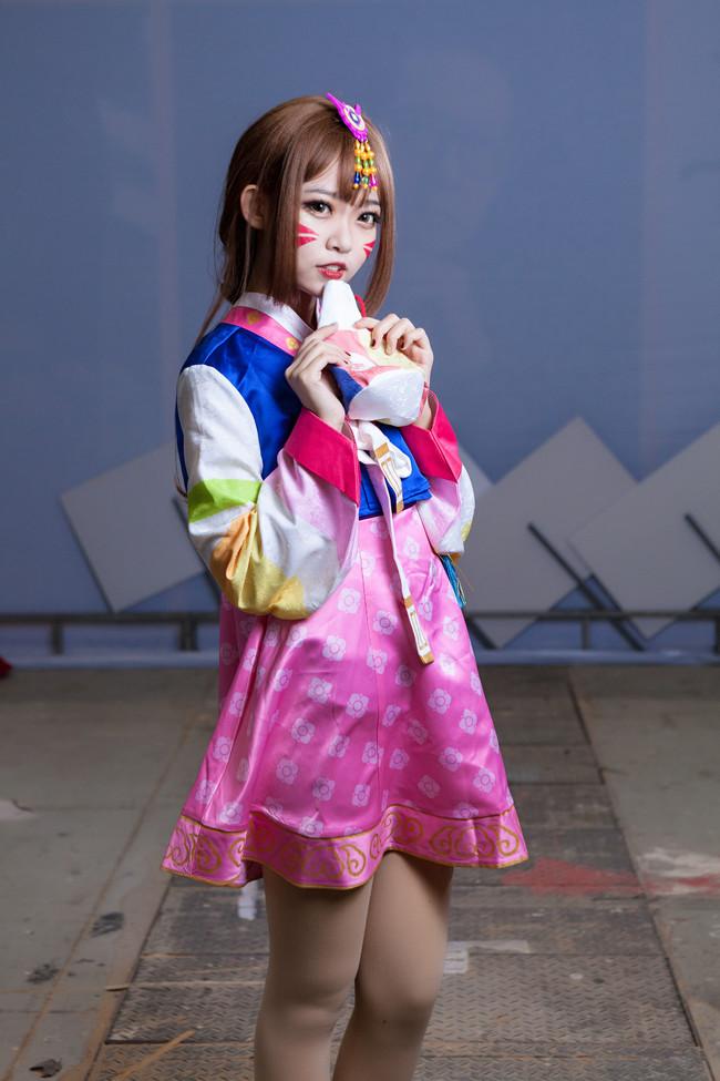 民族服饰宋哈娜cosplay,萝莉风格的dva可爱十足!
