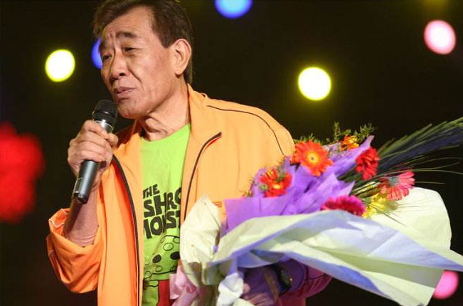 最著名的是其实年代在印尼演出时创作的《毛毛歌》,此外,张帝演唱的