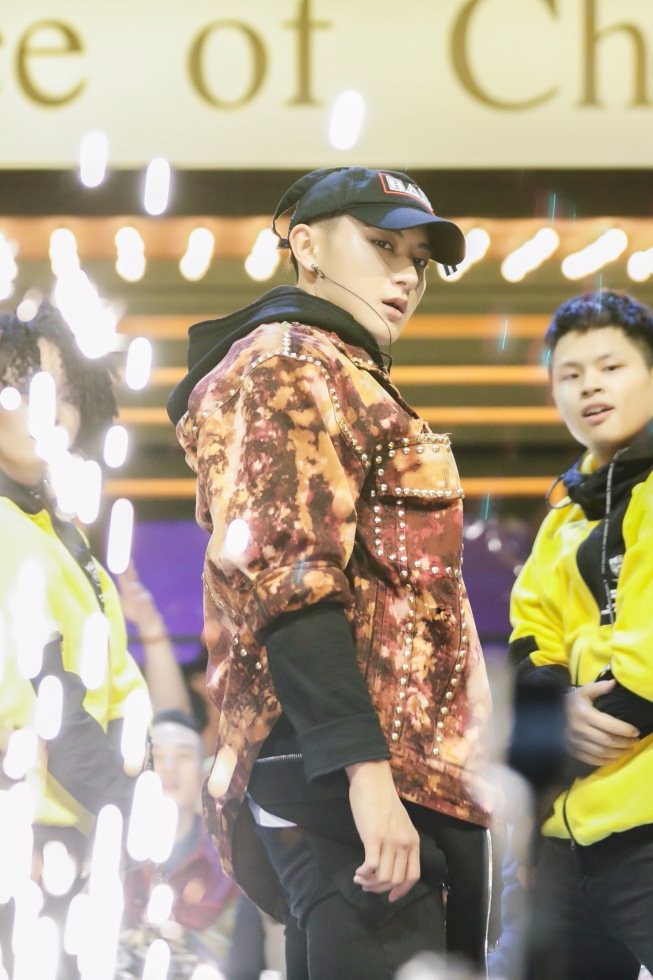 2月24日,大型街舞真人秀节目《这!