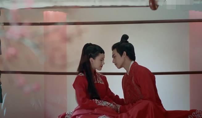 《凤囚凰》容止和马雪云洞房, 刘楚玉搞破坏, 大骂容止是弱鸡