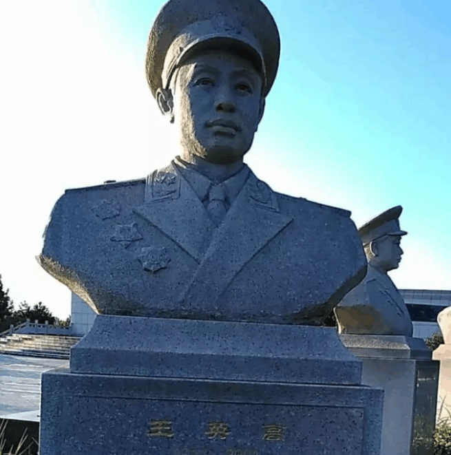 他是开国元勋,用自己独特的教育方式,培养出五个国家栋梁