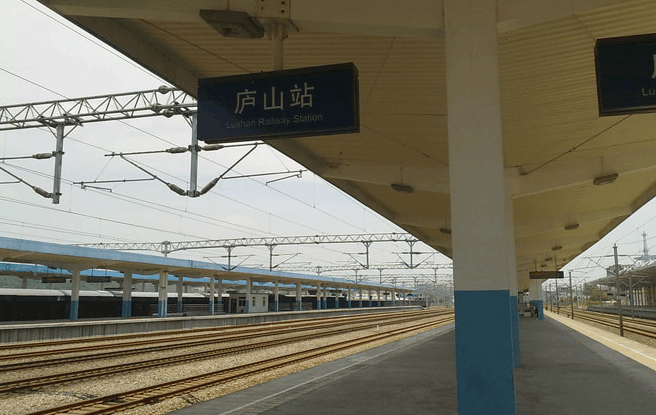 对此,也有人提议,希望从九江未来的发展规划出发,将"庐山站