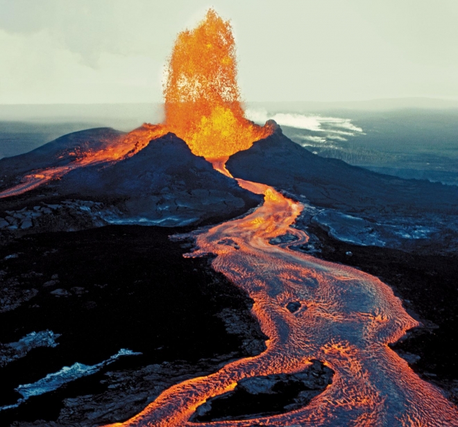 苏门答腊岛火山爆发图片