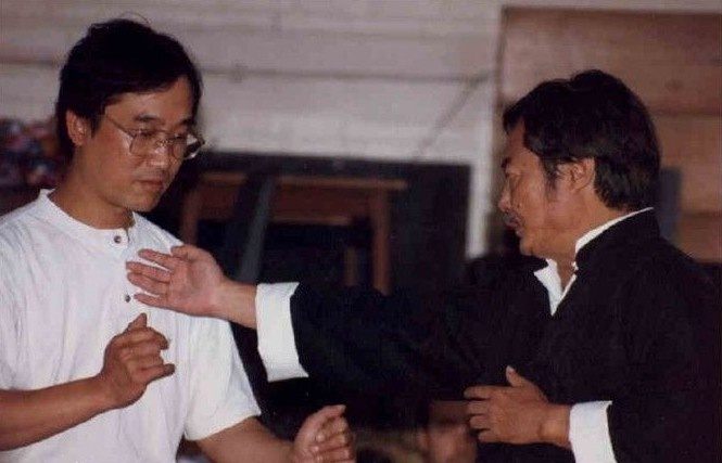 为何讲手王黄淳梁的失利对李小龙的影响很大?