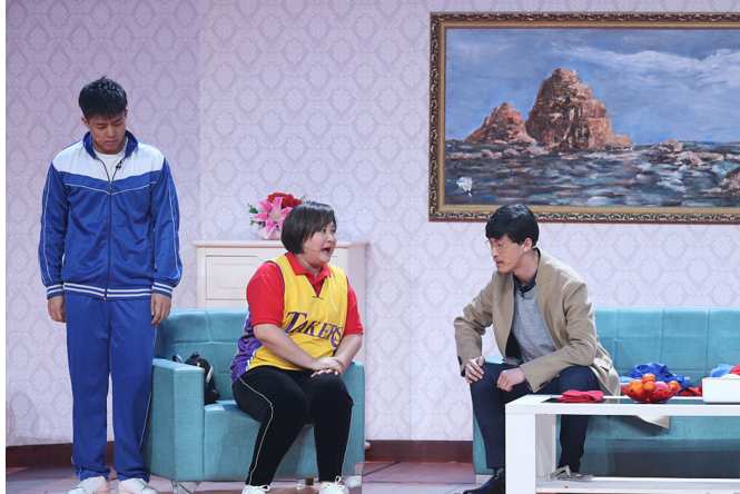 为何贾玲的真假老师这个小品受到大家的称赞