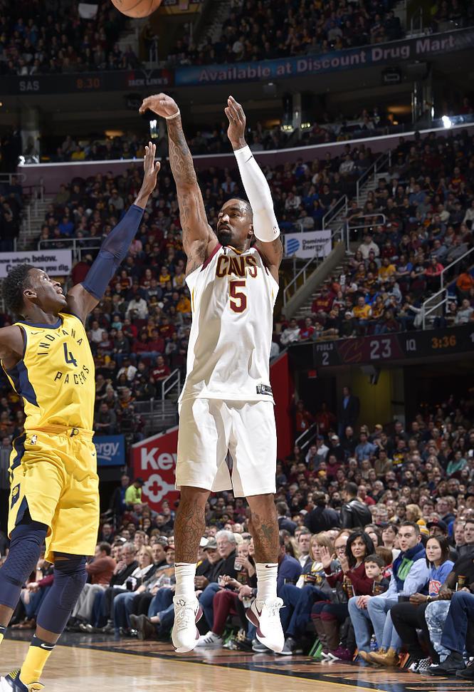 在昨天骑士击败活塞的比赛中,jr-史密斯在29分钟的出场时间里7次投篮