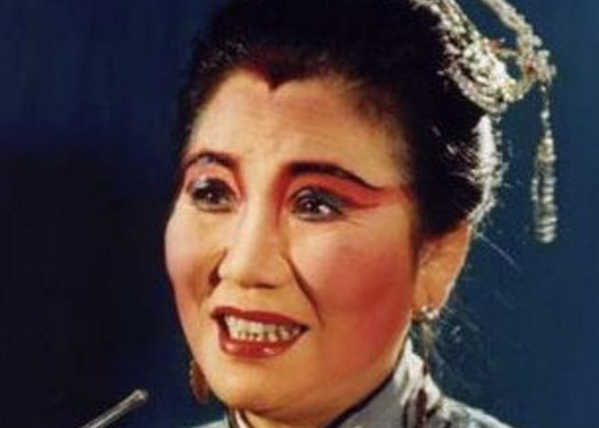 一岁"演戏",退休后一举成名,6登春晚,小品不输赵本山|赵丽蓉|小品