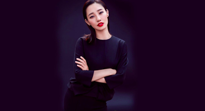 白百何携助理现身高档中医馆养生,活蹦乱跳很