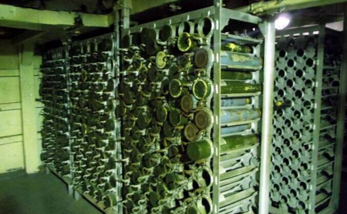 全球最大的弹药储存基地,弹药六年才能搬干净,各类武器应有尽有