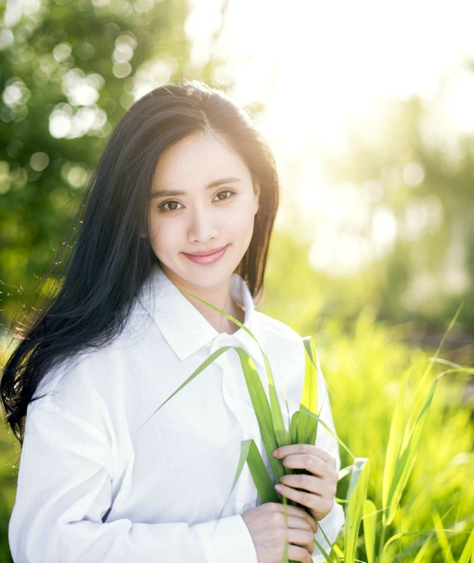 白夜追凶女主角梁缘新造型清新气质颜值满分