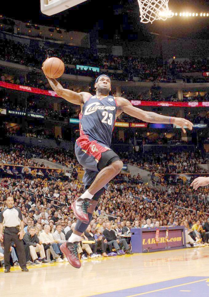 nba骑士队詹姆斯认为,队友信任他是一种荣幸