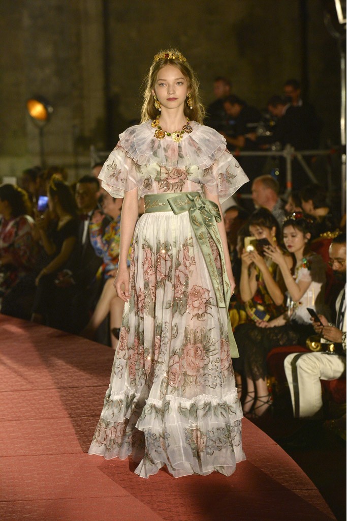 2018秋冬西西里岛dolceampgabbana高级定制女装发布会