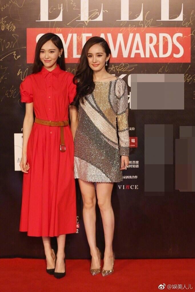 #新浪时尚风格大赏#唐嫣和杨幂难得同台,一... 来自有问必答专栏 - 微
