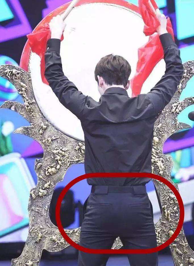 女生看完不想活系列排行,王凯的手只能排第三,第一没女生不羡慕