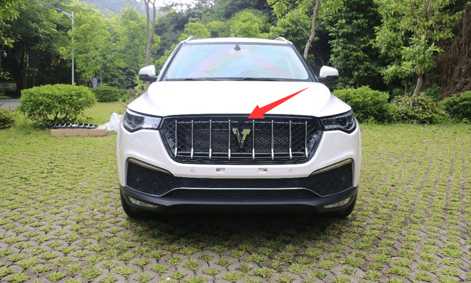 改装众泰t700村里的姑娘都问这台玛莎拉蒂很贵吧