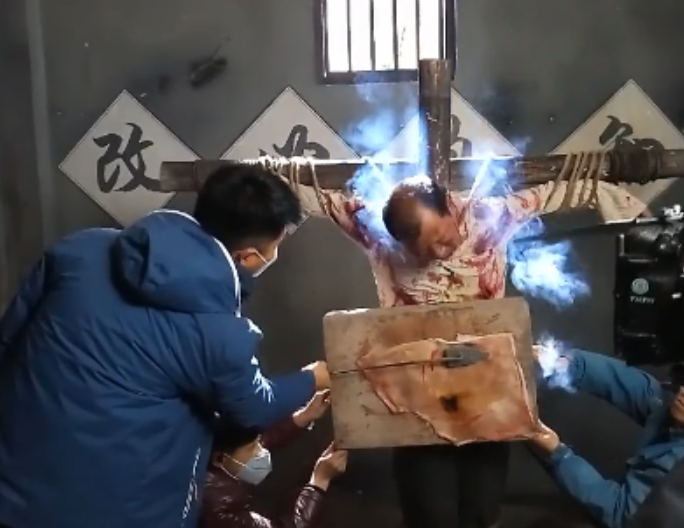 电视剧中的酷刑竟是这样拍摄的看了拍摄过程我真是长了见识