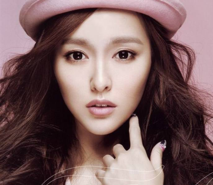 女神唐嫣的美照,第二张气场十足