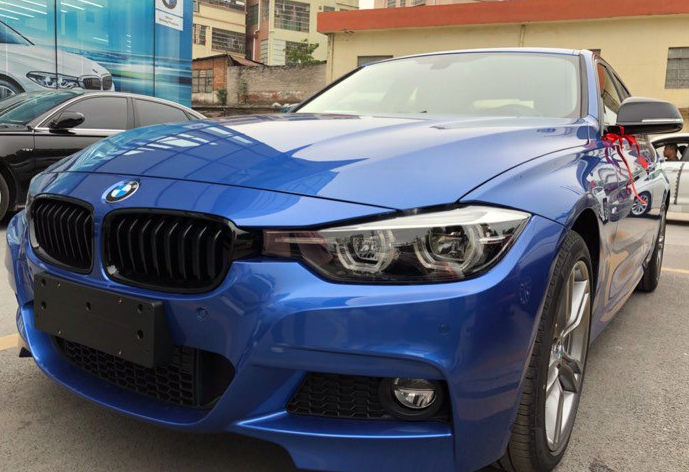 宝马320im运动曜夜版三系最后一代经典b级车永远的标杆