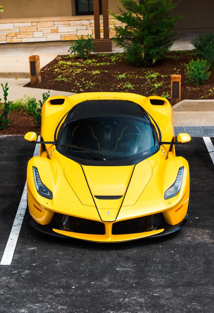 限量版法拉利laferrari aperta, 中国只有3辆, 拍都拍不到