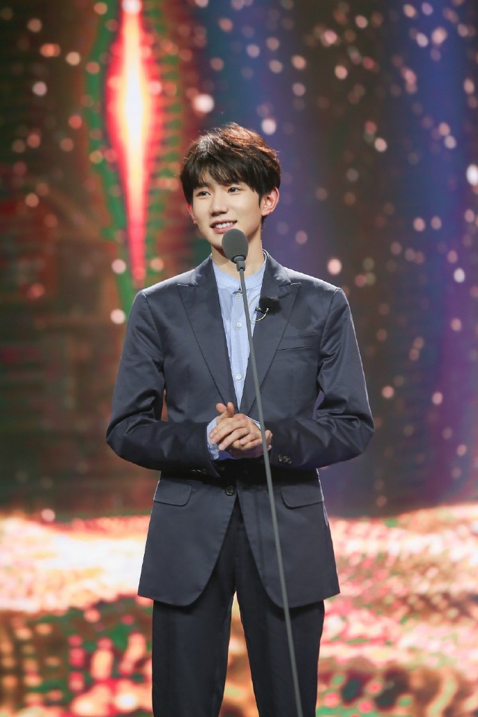 王源《声临其境》耍帅卖萌,笑起来姨母心都要融化