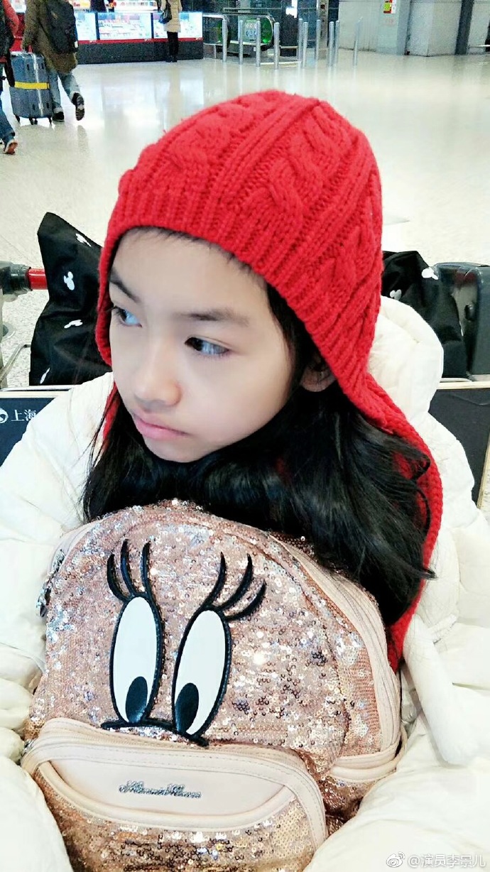 "小芈月"李景儿戏里阳光萝莉,戏外却肤色暗淡,两眼无神|萝莉|阳光|孙