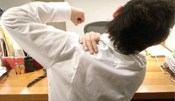 颈椎病是中老年人群的常见病和多发病,严重困扰着中老年人的生活