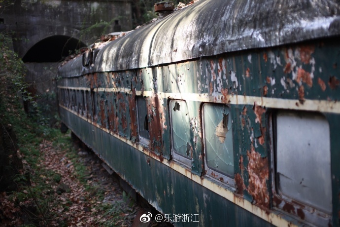 杭州废弃火车