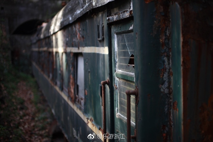 杭州废弃火车
