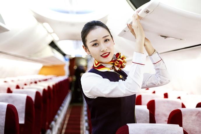 空中乘务员面试前培训哪些礼仪内容?