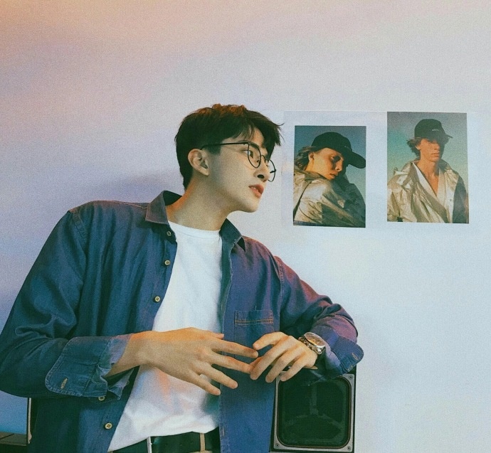 男生头像无水印 赞我越来越帅!