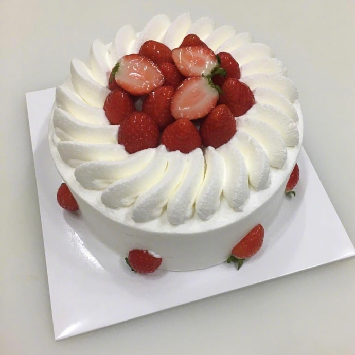 草莓生日蛋糕 67676767|草莓|生日|蛋糕_新浪新闻