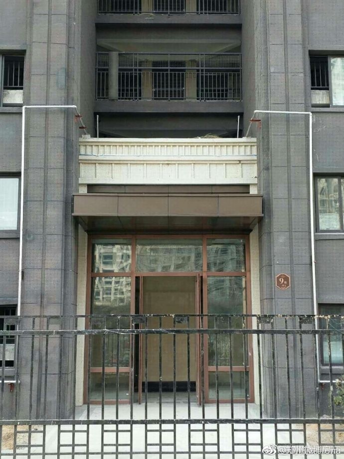 交房在即,郑州鑫苑名城小区问题重重