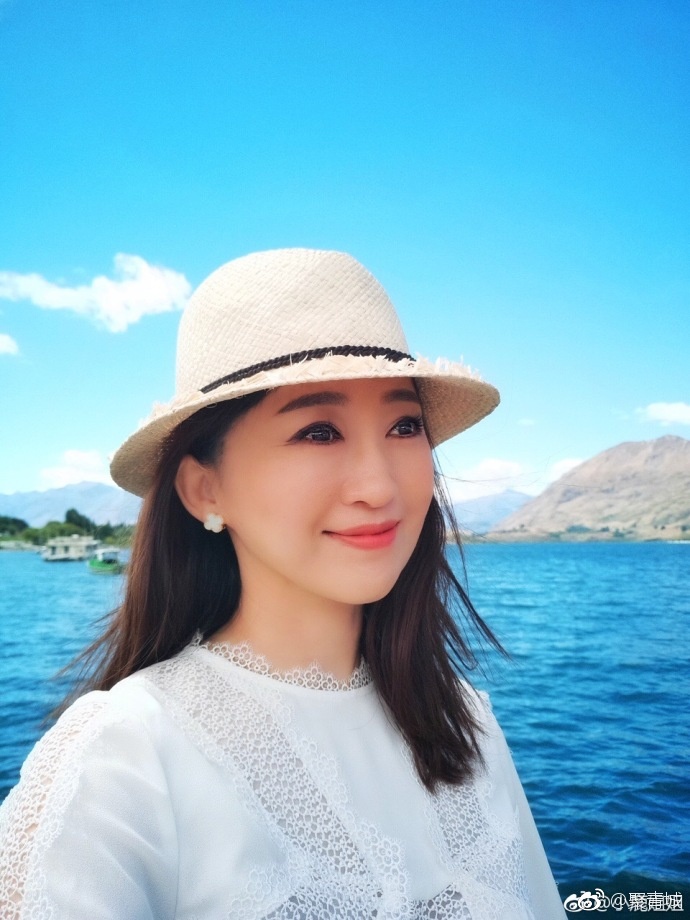 跪了呼市女神小鹿姐姐近照简直是逆生长