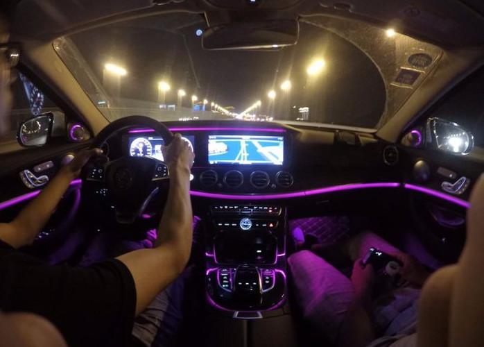 花50万买辆奔驰e300l想起销售的午餐车主却不经捧腹