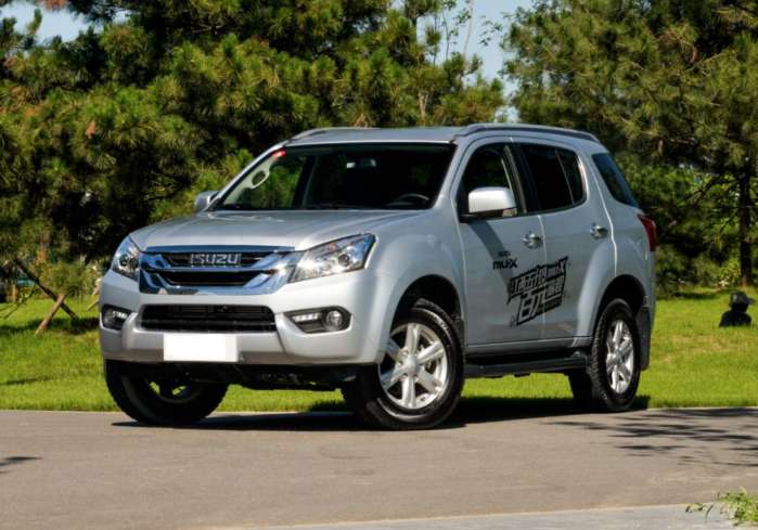 五十铃mux来袭, 非承载式车身,分时四驱堪称越野王