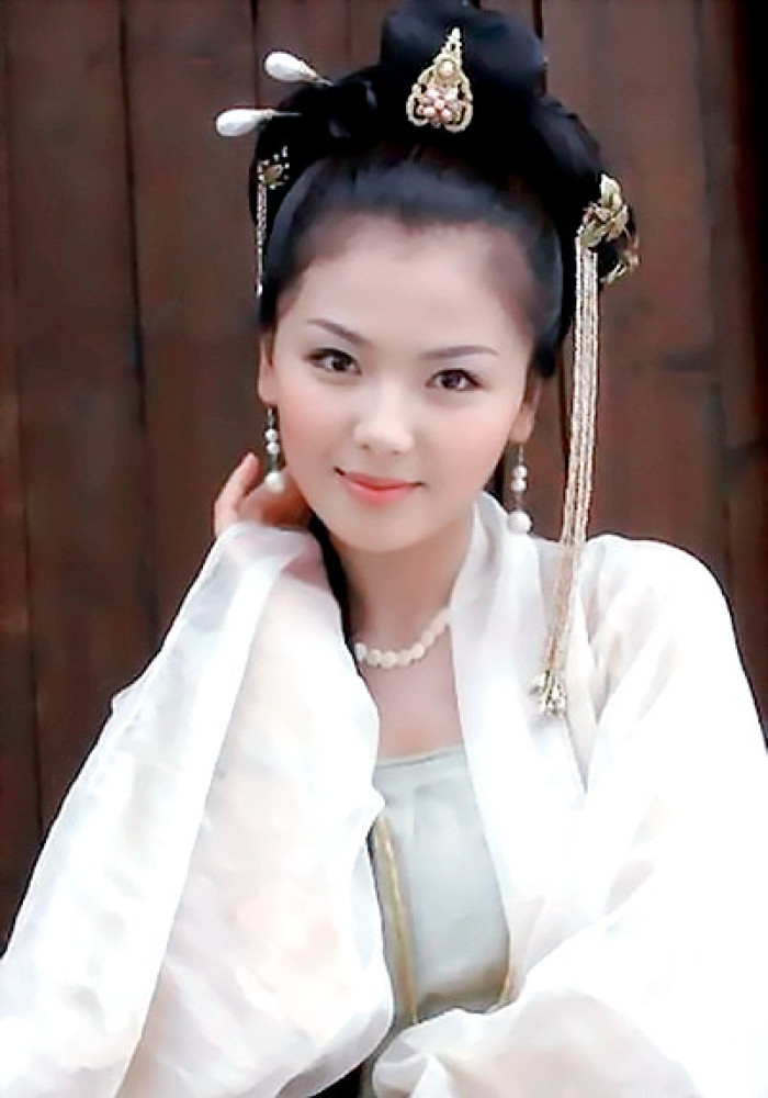 刘诗诗也演过白蛇不过比起赵雅芝刘涛王祖贤还是12岁的她最美