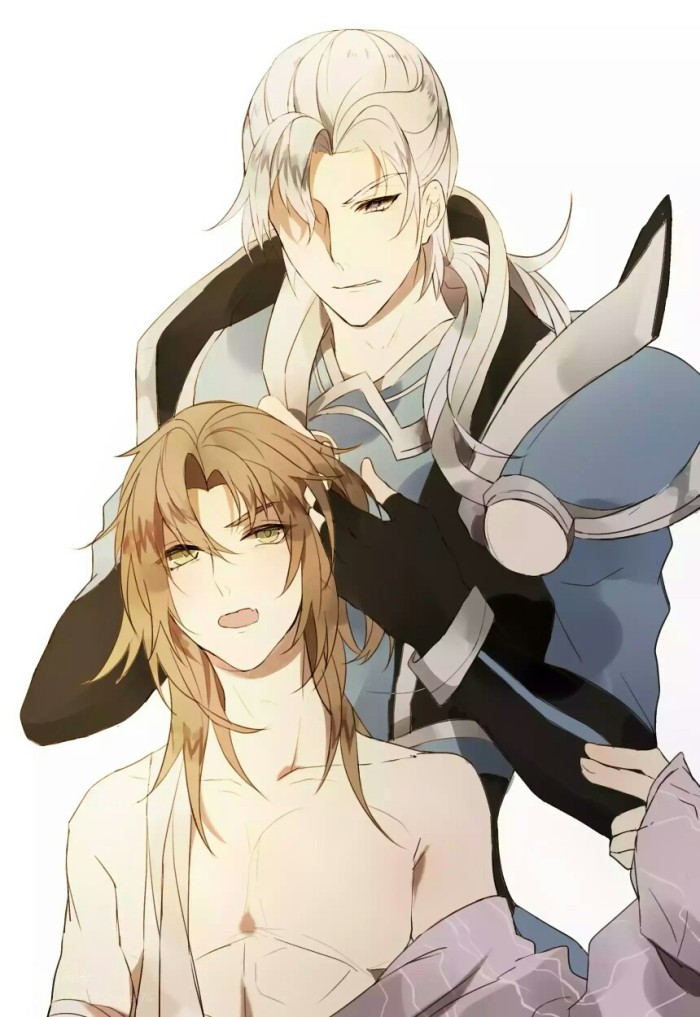 至尊宝把紫霞仙子壁咚在墙上两人都很紧张于是至尊宝说